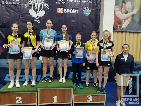 Чотири нагороди здобули криворізькі спортсмени на Чемпіонаті України з настільного тенісу серед юніорів1