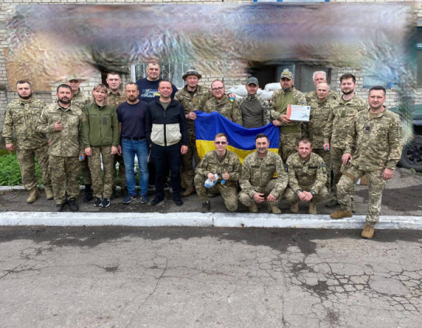 Із Криворіжжя - на передову: район передав допомогу бригаді, яка боронить схід України0