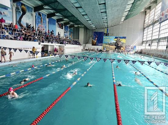Криворізькі юні спортсмени здобули більше десятка нагород на всеукраїнських змаганнях із плавання2