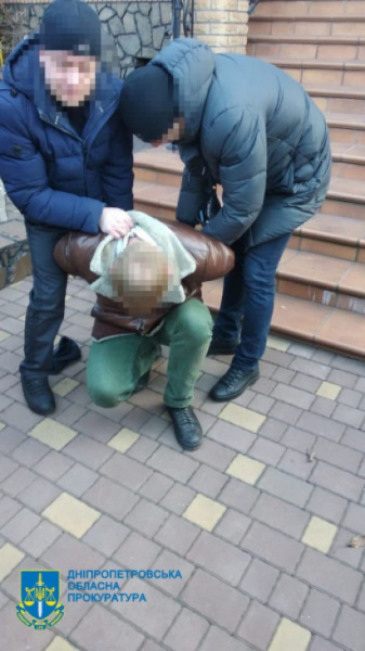На Дніпропетровщині цьогоріч відкрито кримінальні провадження відносно 35 поліцейських: за вимагання хабарів, умисне вбивство, перевищення службових повноважень  6