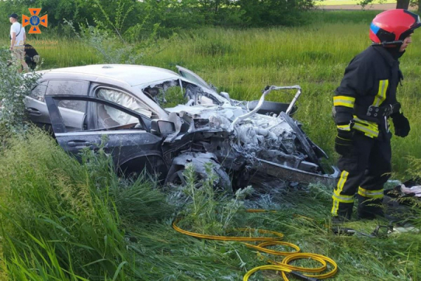 Смертельна ДТП у Криворізькому районі: на трасі «Дніпро-Миколаїв» зіштовхнулись два автомобілі0