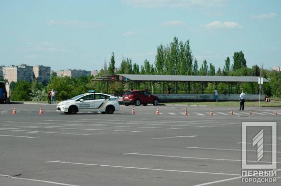 Поліція Кривого Рогу отримала повідомлення про замінування торговельно-розважального комплексу2