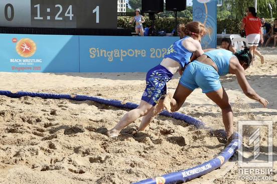 Спортсменка з Кривого Рогу посіла призове місце на міжнародних змаганнях з пляжної боротьби3