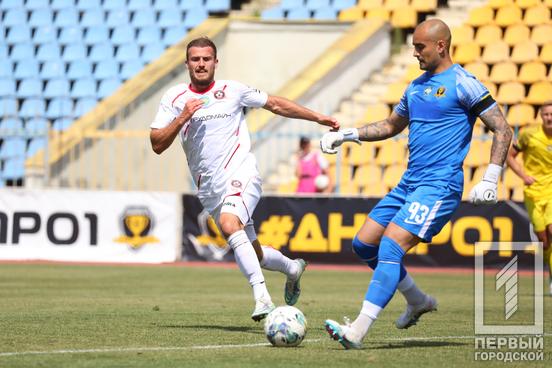 У останній грі сезону 2022-2023 української Прем’єр-ліги криворізький ФК «Кривбас» поступився «Дніпру-1»4