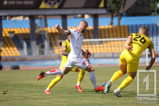 У останній грі сезону 2022-2023 української Прем’єр-ліги криворізький ФК «Кривбас» поступився «Дніпру-1»5