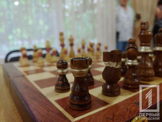 Найкраща партія: у Кривому Розі до міжнародного дня шахів відбувся турнір у Центрі психологічної реабілітації №16