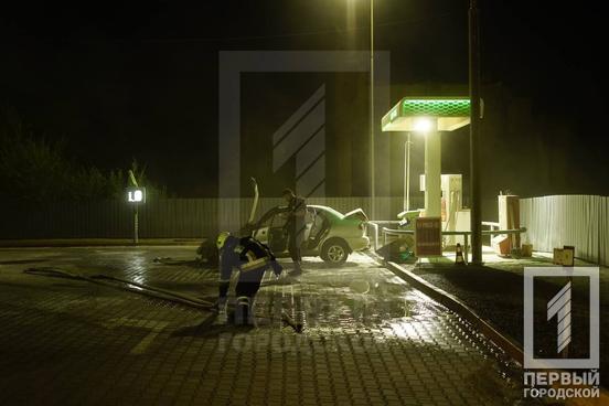У Кривому Розі на АСЗ згорів легковик18
