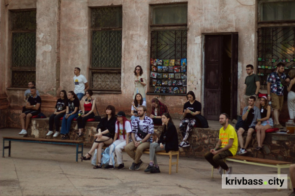 У Кривому Розі відбувся музично-виставковий вечір «Іржа»: як самовиражається сьогодні молодіжна культура (фото)0