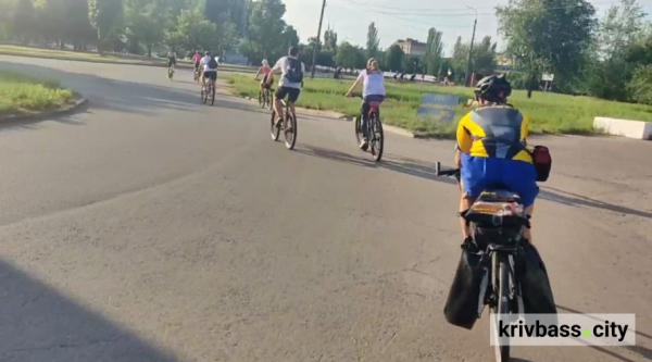 Він також любив місто і велопрогулянки: У Кривому Розі вшанували пам’ять воїна Олексія Різниченка6