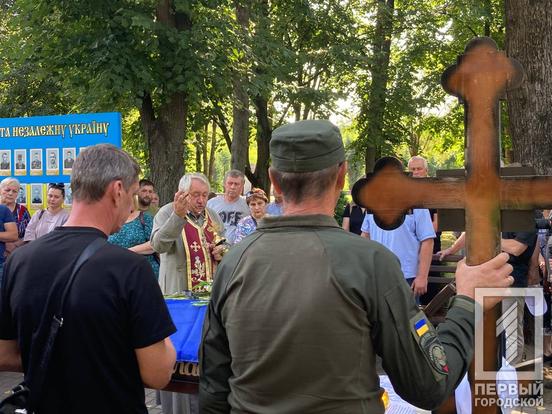 Мріяв про онучку, без досвіду тричі ходив до ТЦК, довго чекав і нарешті пішов на фронт: у Кривому Розі поховали солдата Сергія Наволокова7