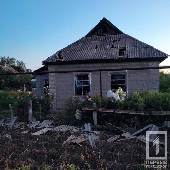 Окупанти пошкодили будинки жителів Дніпропетровщини цієї ночі3