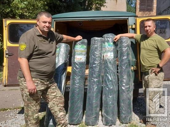 Прилади нічного бачення, автівки та квадрокоптери: Рада оборони Кривого Рогу посилила боєздатність оборонців фронту4