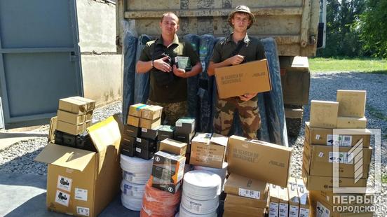 Прилади нічного бачення, автівки та квадрокоптери: Рада оборони Кривого Рогу посилила боєздатність оборонців фронту6