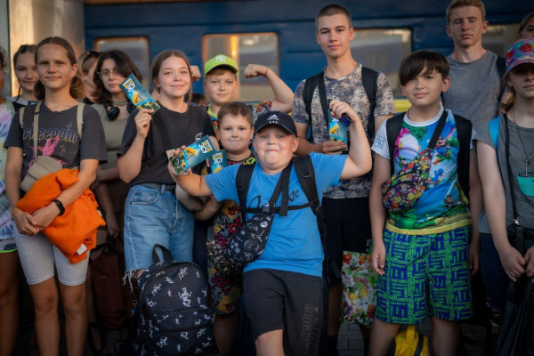 Ще 40 дітей з Дніпропетровщини поїхали на відпочинок за кордон4