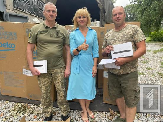 Швидше виженемо ворога: Рада оборони Кривого Рогу надала воїнам тепловізори, БпЛА, позашляховик і рації6