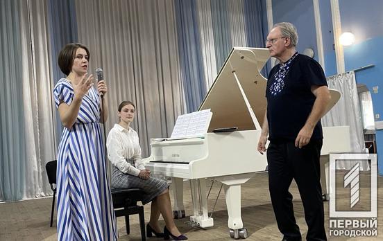 У Кривому Розі дав майстер клас французький органіст Жан-Марі Леруа