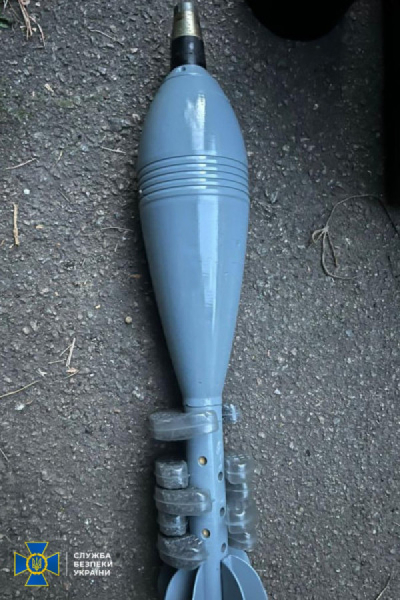 На Дніпропетровщині та Херсонщині знайшли схрони зі зброєю рашистів7