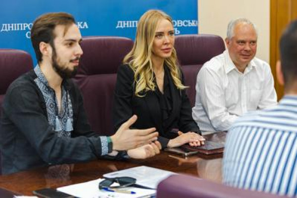 На Дніпропетровщині відбулося перше засідання новообраної Молодіжної ради при ОВА1