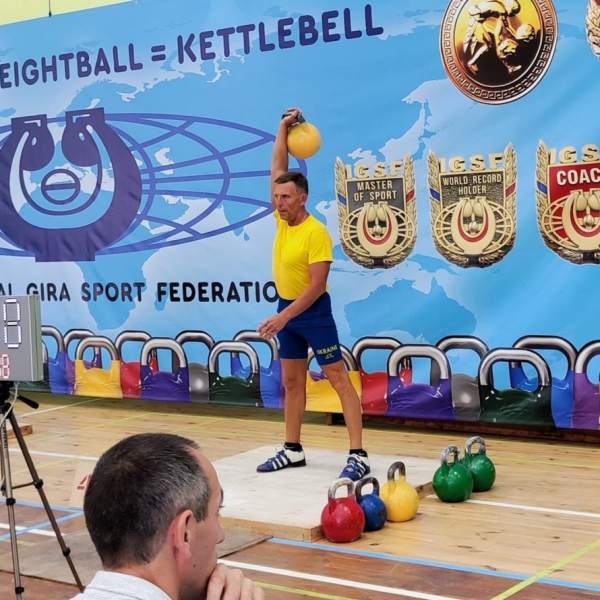 Спортсмен і його тренер із Софіївської громади на Криворіжжі стали призерами чемпіонату України з гирьового спорту: що відомо про переможців3