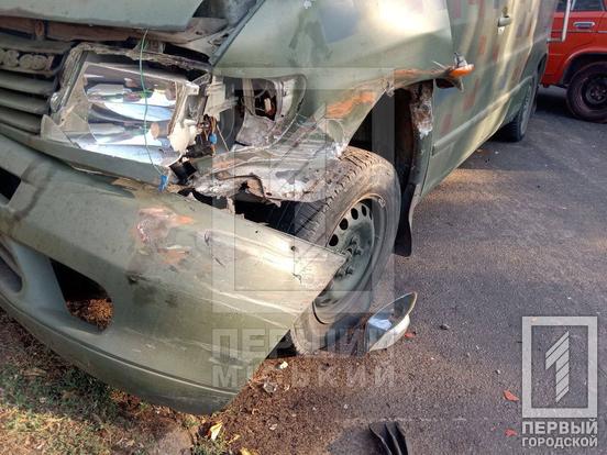 У Кривому Розі через ДТП з ВАЗ та Mercedes постраждала вагітна жінка3