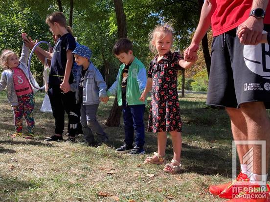 Він стане Феніксом, що відродиться з попелу: переселенці з Бахмуту, що знайшли прихисток у Кривому Розі, відсвяткували 452-ий день народження рідного міста-фортеці2