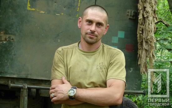 З танками на «ти»: історія молодшого сержанта Сергія Сидоренка, який ремонтує підбиту техніку на позиціях