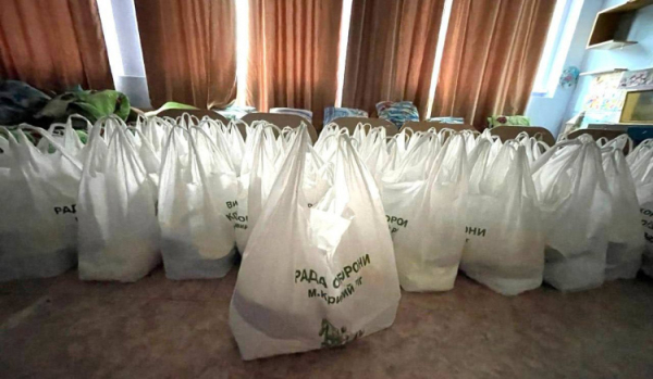 Мешканці віддалених районів Кривого Рогу отримають продуктові набори: куди привезуть пакунки (адреси та дати)