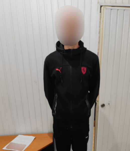 У Кривому Розі поліцейські викрили шахрая, який збирав гроші на машини для ЗСУ0