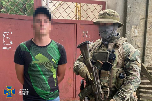 В сусідній з Дніпропетровщиною області нейтралізована масштабна мережа проросійських агентів1