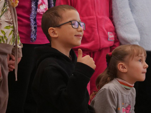 О. Вілкул: Новорічні свята -  час див та позитивних емоцій. Цьогоріч понад 35 тисяч юних криворіжців, яким особливо потрібні увага і турбота, отримають подарунки від міста    2