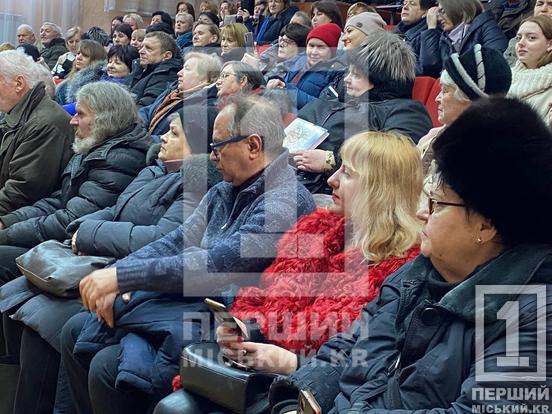 «Перший криворіжець, або легенда про козака Рога»: у Кривому Розі  Олександр Степаненко презентував нову книгу5