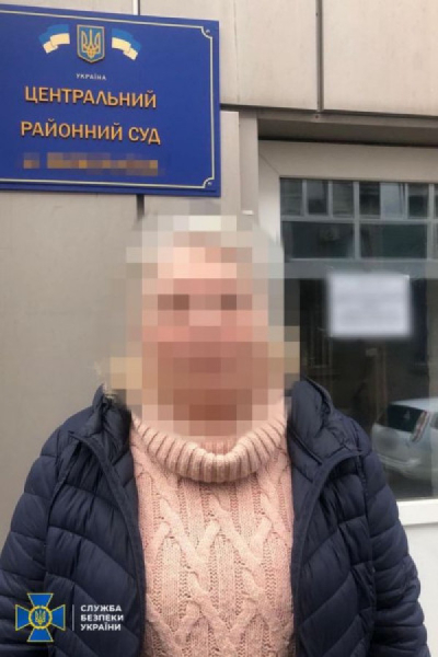 Колаборантка з Херсонщини втекла до Кривого Рогу та оформила соцвиплати для переселенців, їй загрожує до 10 років ув'язнення0