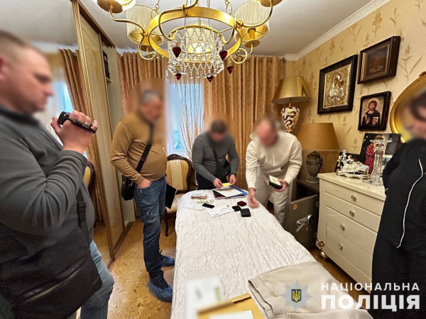 На Дніпропетровщині судитимуть двох «смотрящих» та учасників злочинної організації за захоплення землі острова в Самарській затоці1