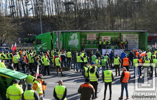 Польські фермери блокують кордон з Німеччиною і Словаччиною: вимагають врегулювати торгівлю з Україною1