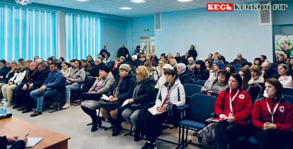 Зустріч з родинами полонених в Кривому Розі