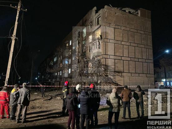 Загублені життя і зруйновані оселі: минулої доби окупанти вдарили ракетами у житлові будинки у Кривому Розі2