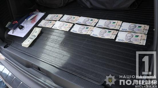 16 тисяч доларів «з носа»: на Дніпропетровщині викрили схему з незаконної допомоги військовозобов’язаним чоловікам2