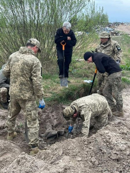 Кінологи з Дніпропетровщини взяли участь в експедиції зведеної пошукової групи Гуманітарного проєкту ЗСУ 