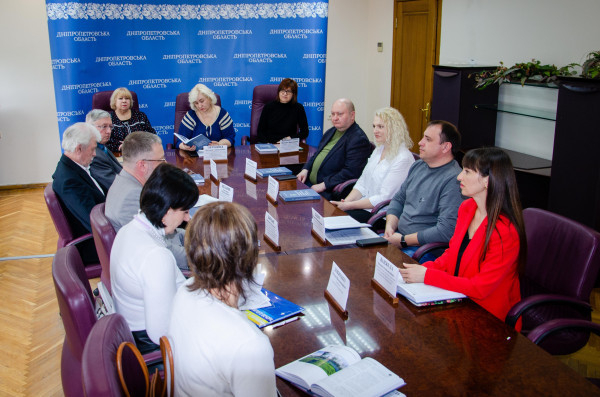 На Дніпропетровщині презентували збірку «Пам’ятки історії та культури Криворізького району»0