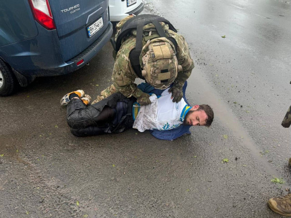  Офіційно: нападників на поліцейських затримали в Одеській області 1