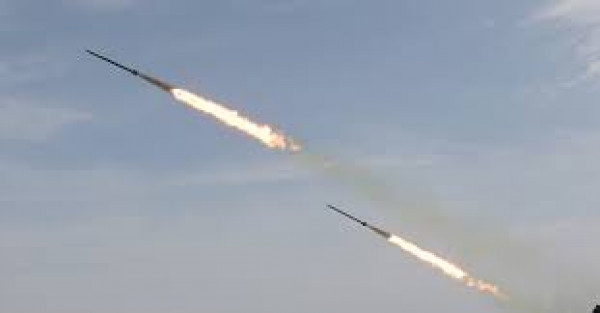 Сьогодні вночі та на ранок росія масовано атакувала Україну ракетами, вибухи пролунали в низці областей, у Дніпрі та Криворізькому районі0