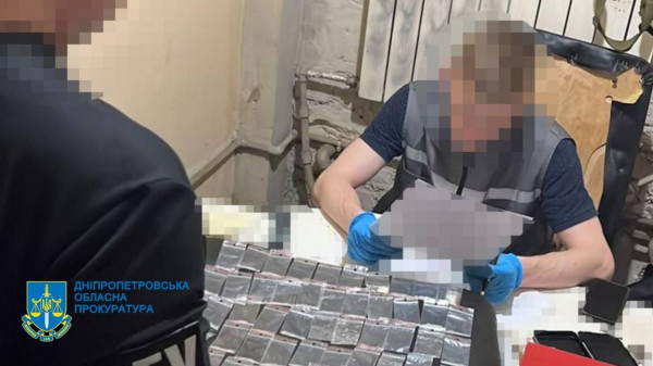 Справу 14 наркоторговців передали до суду Дніпра3