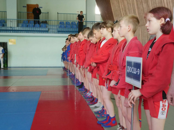  У Кривому Розі пройшов міський чемпіонат з самбо: яка спортивна школа зібрала найбільшу кількість медалей1