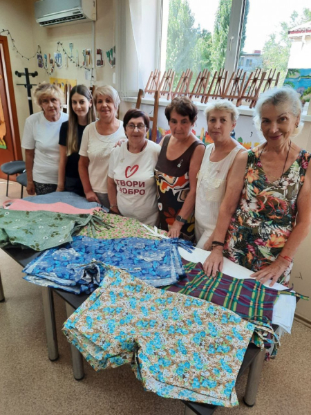 Від хоббі – до благодійності: у Кривому Розі волонтерки шиють адаптивну білизну для військових та одяг для переселенців4
