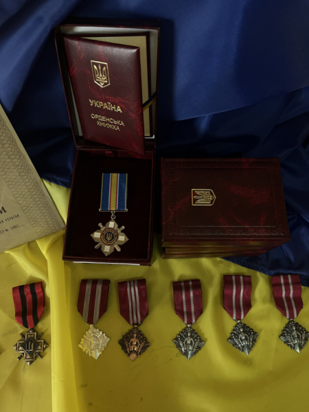 Захисників криворізької танкової бригади відзначили важливими державними нагородами4