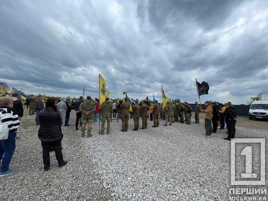 Намагався врятувати побратимів із засідки: криворіжці провели в засвіти мінометника Андрія Підгородецького3