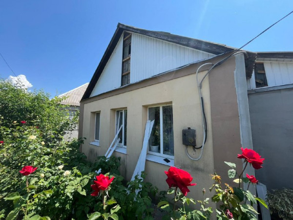 Сьогодні у Нікополі через ворожі атаки троє людей отримали поранення1