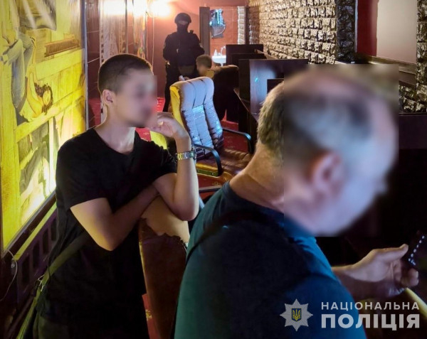 На Дніпропетровщині поліція викрила роботу трьох підпільних казино1