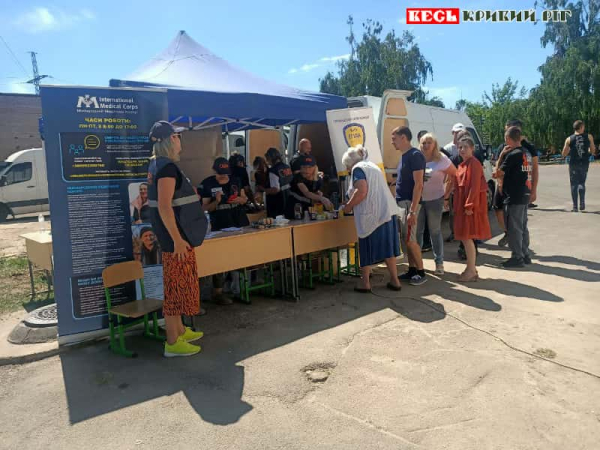 Благодійники надають допомогу постраждалим від ракетного удару в Кривому Розі