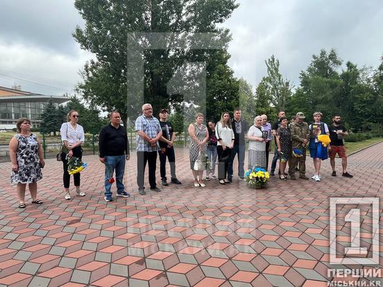 Їхній погляд підтримуватиме нас у будь-які часи: у Кривому Розі відкрили меморіали на честь Тимофія Фесенка та Максима Селезньова4